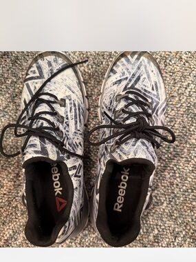 Reebok Geometric Print Training Shoes - Black & White